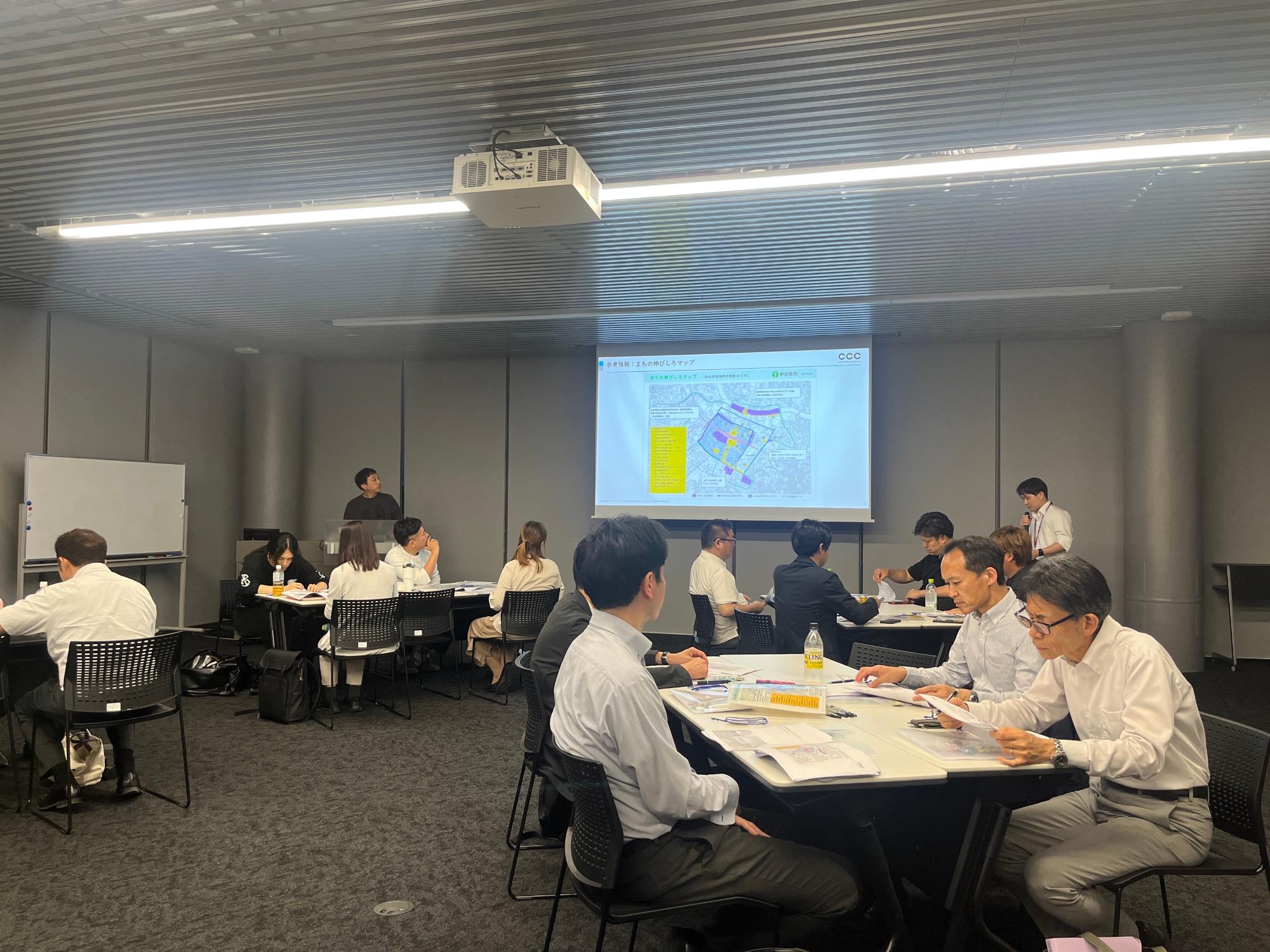 企画検討会の様子