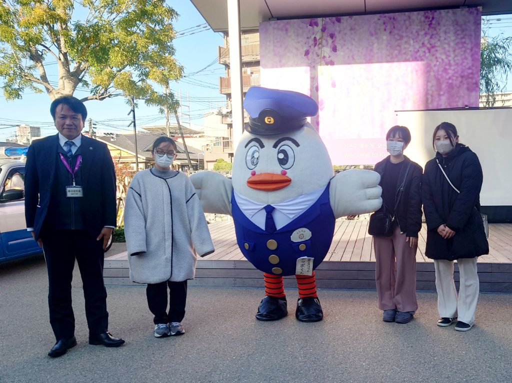 市長と看護学生