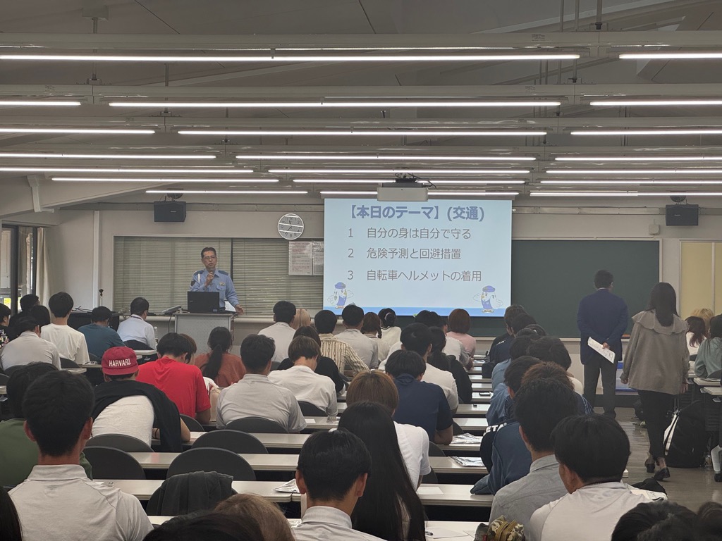 交通安全分野に関する講話の様子