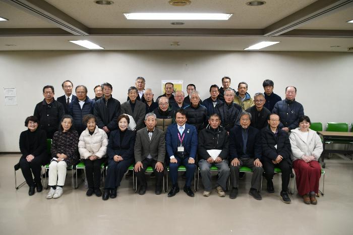 市長と豊野地区活性化促進協議会の皆さん