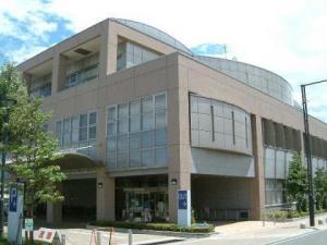 ファミリー・サポート・センターが設置されているあしすと春日部の外観写真