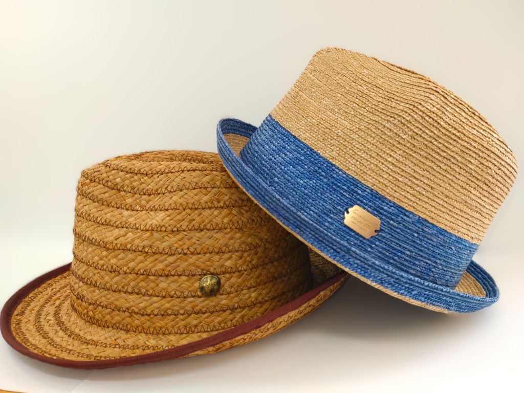 田中帽子店の麦わら帽子