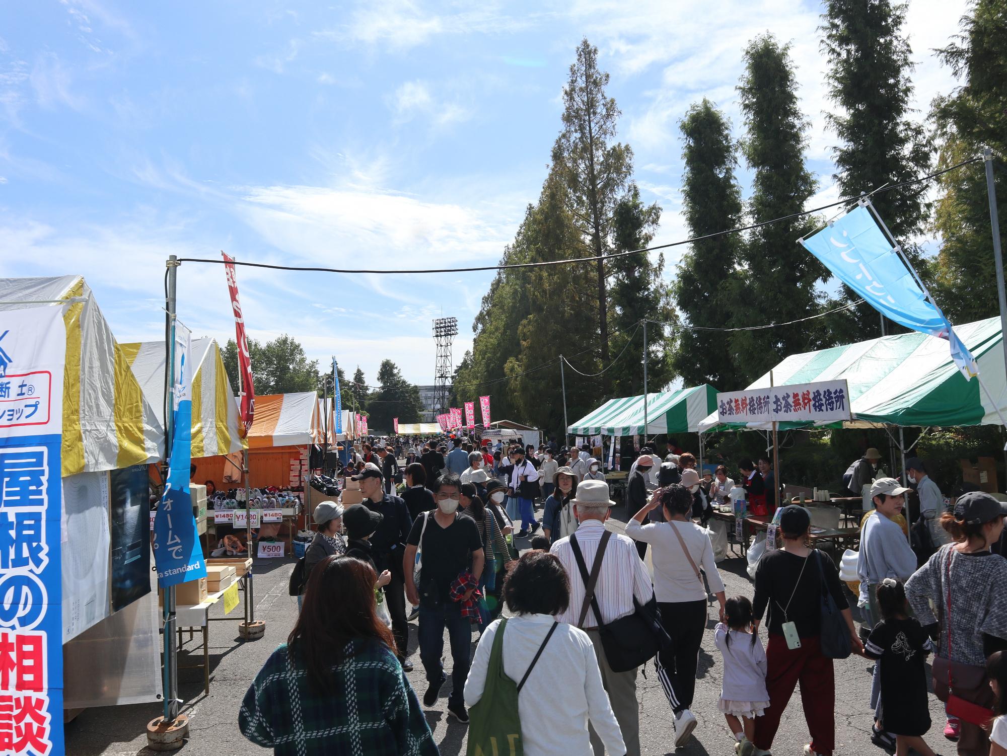 屋外会場の様子