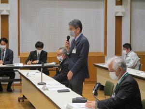 第10回懇談会の様子（質疑応答の様子）