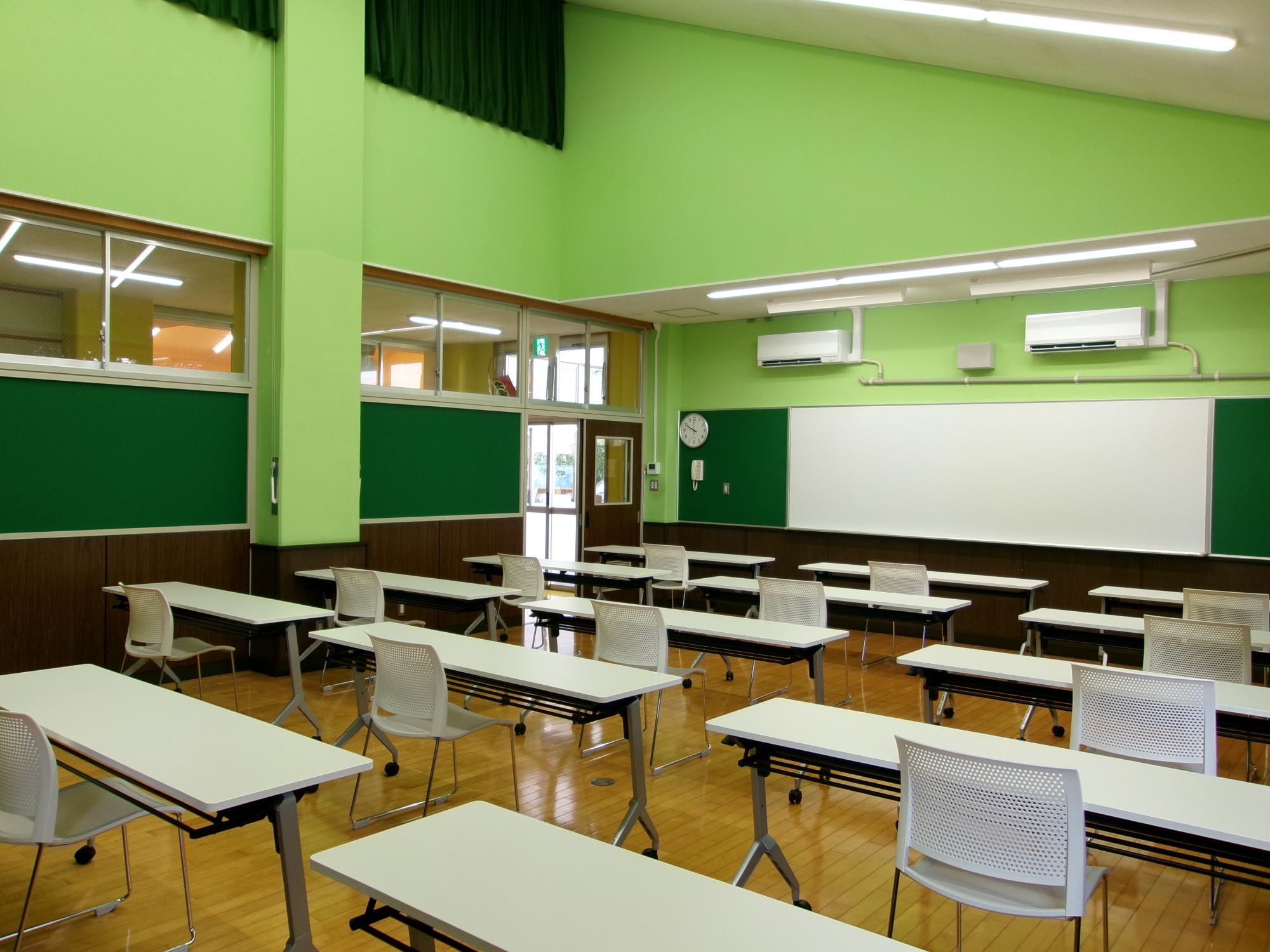 1階大会議室貸館として使用できる大きな会議室です