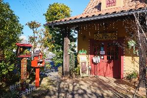 オークウッドお店の外観の写真