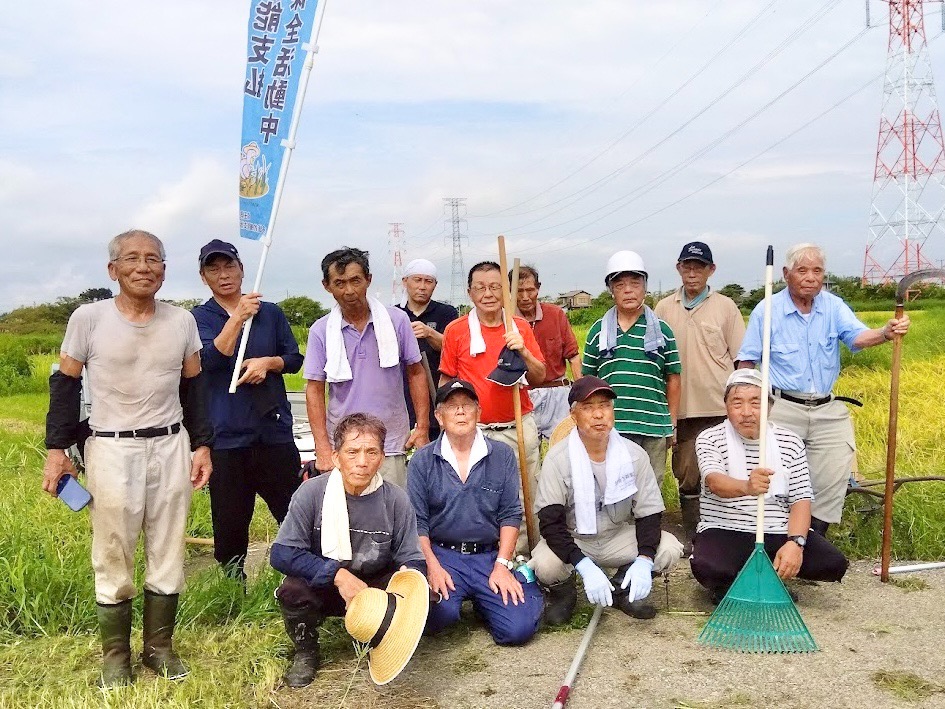 御手作環境整備会の集合写真