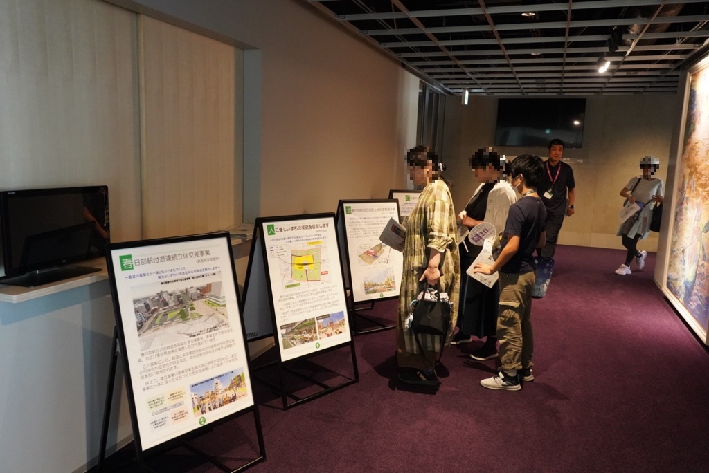 市の取組紹介パネル展示