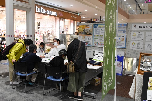 株式会社grain grainによる「食から始まるSDGsミニ講座」の様子