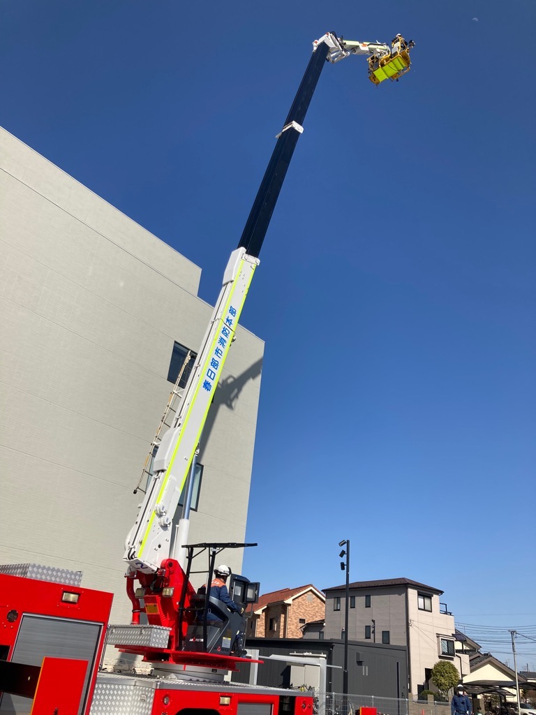 市消防本部による「はしご車乗車等の消防体験」