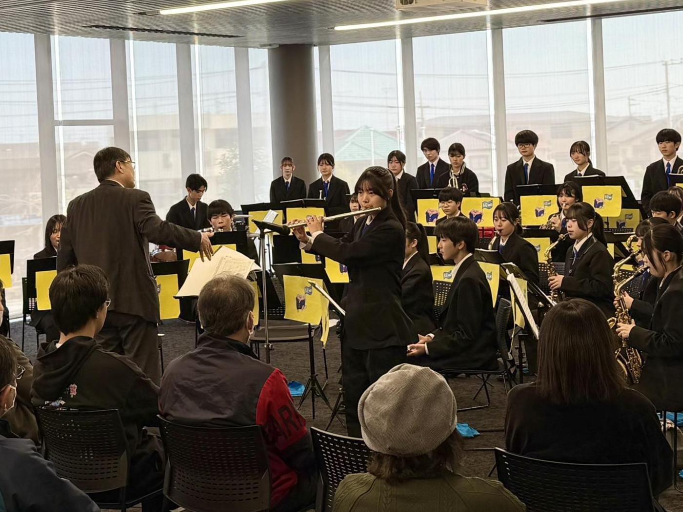 吹奏楽の演奏の様子