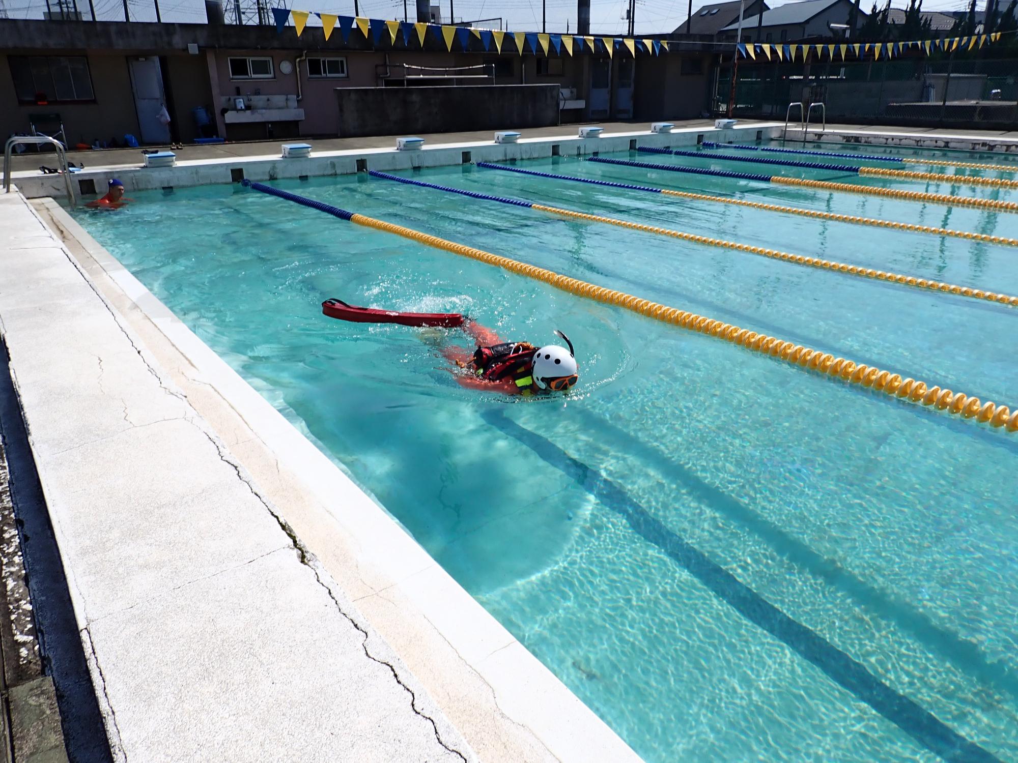 水面検索の様子