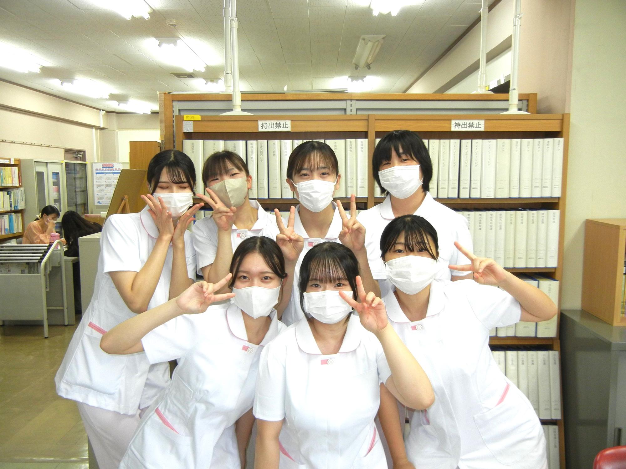 この学校で一緒に看護を学びましょう！