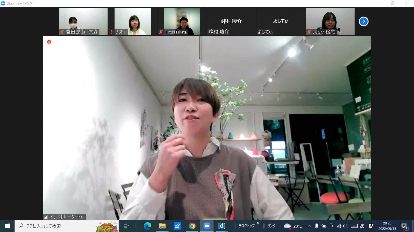 画像:セミナー中の様子（イラストレーターはるさんが話す様子）