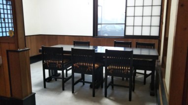 お店の内装（リノベーション前）