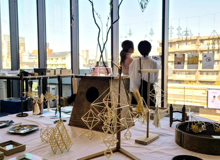 「snagi mugi work」のライ麦のストローで作るヒンメリの販売の販売