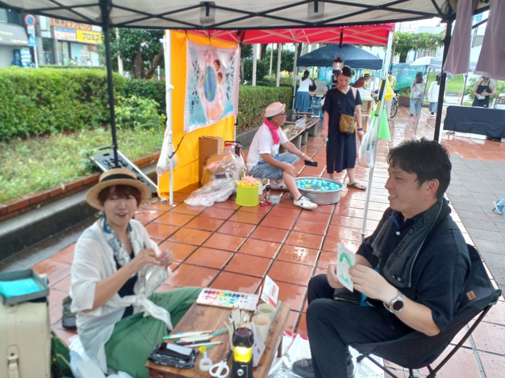 イラストレーター「HAL」出店の様子