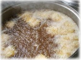 揚げているようす