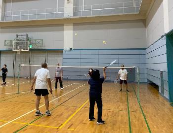 ファミリーバドミントンの様子