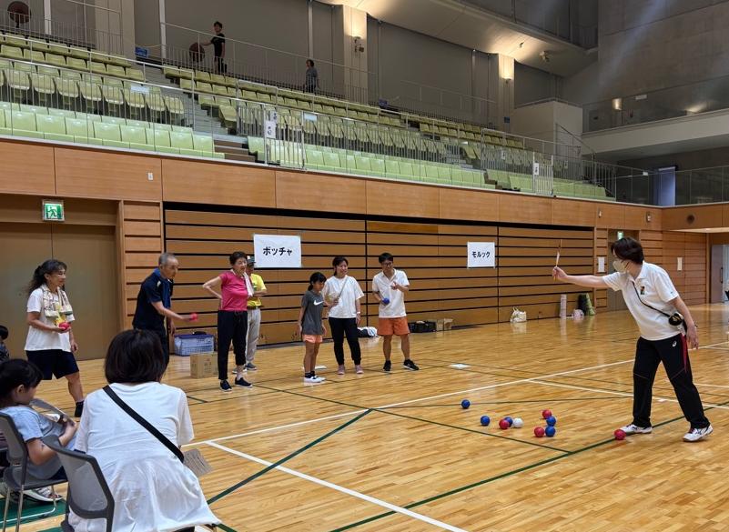 ボッチャ審判の様子