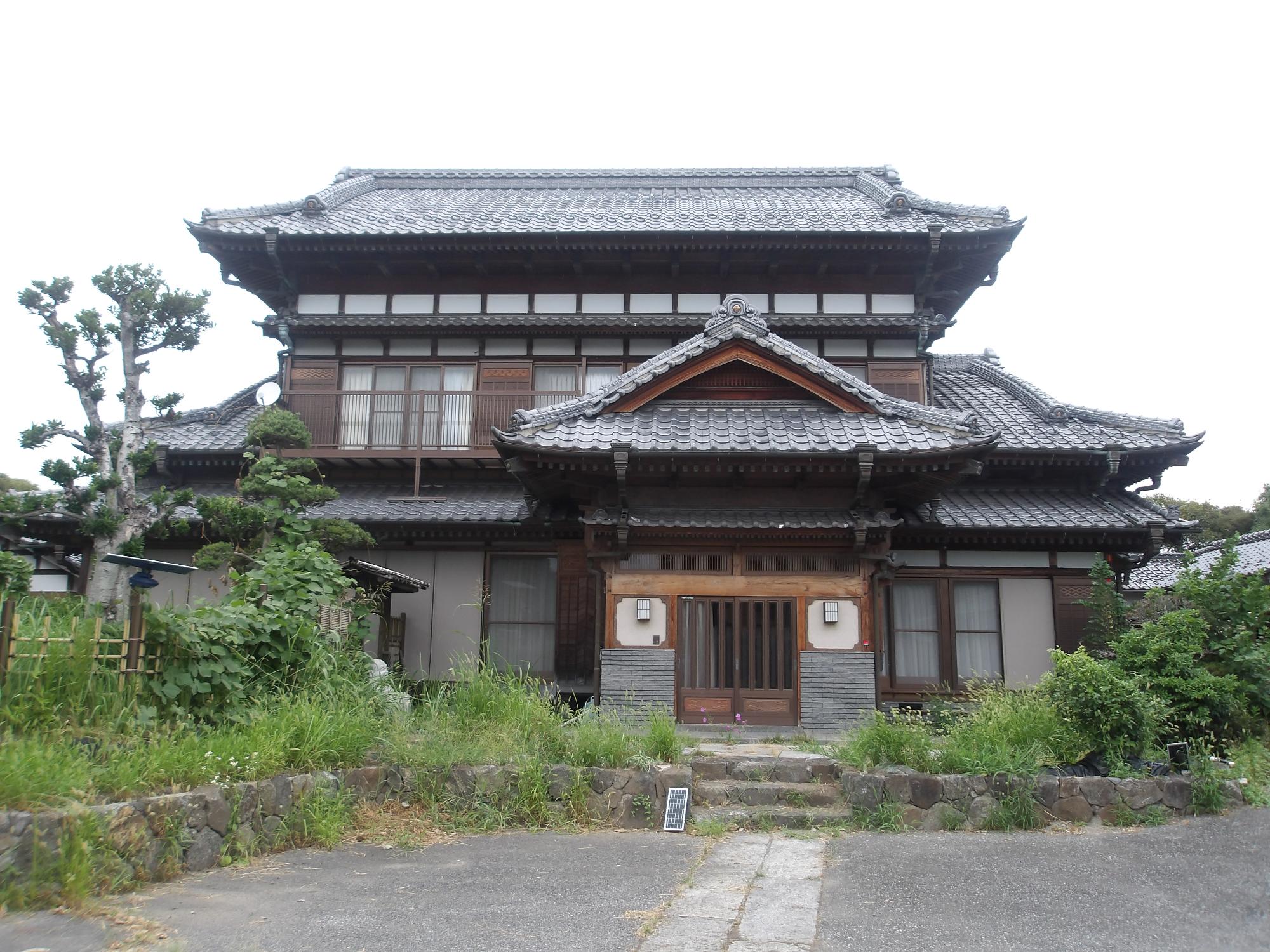 大きなお屋敷外観